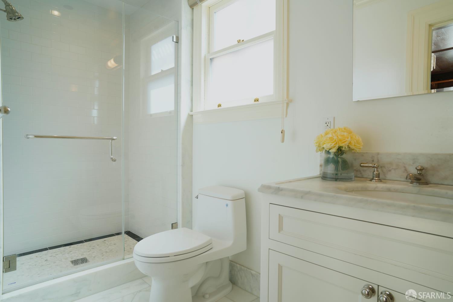 2505 Divisadero Street