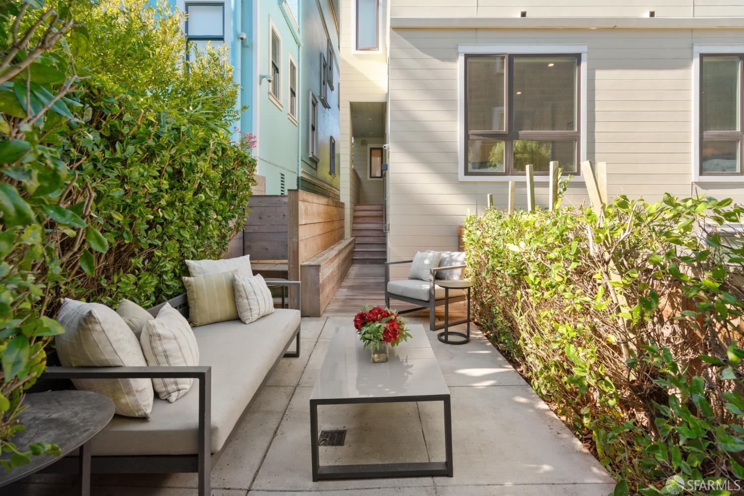 1010 Stanyan Street # 1