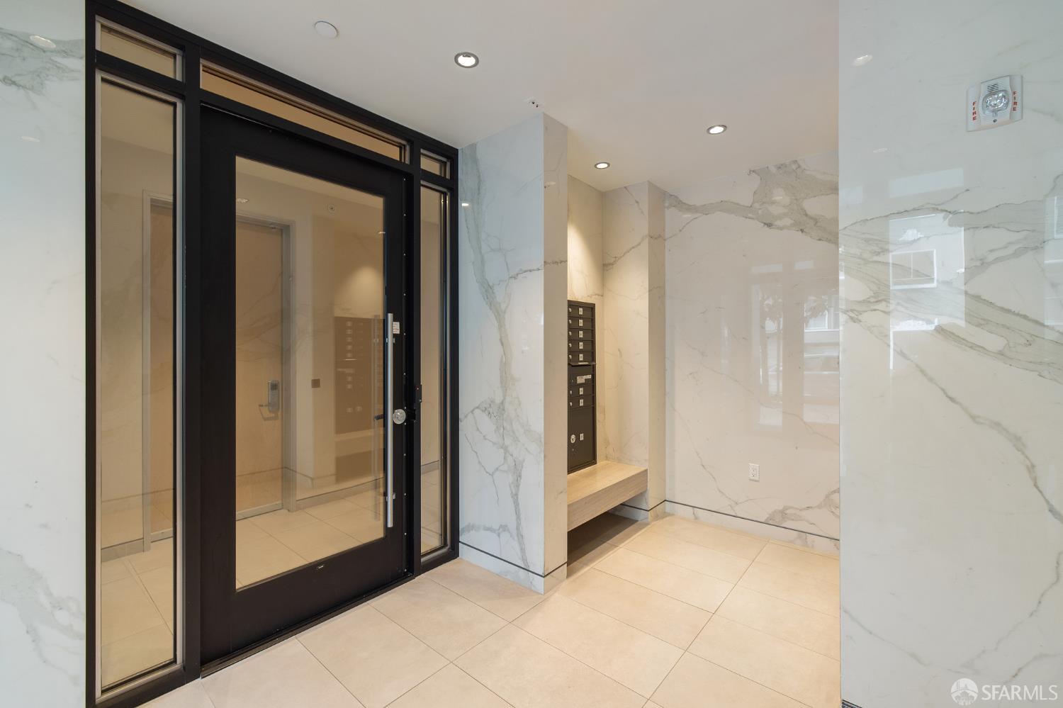 1601 Larkin Street # 102