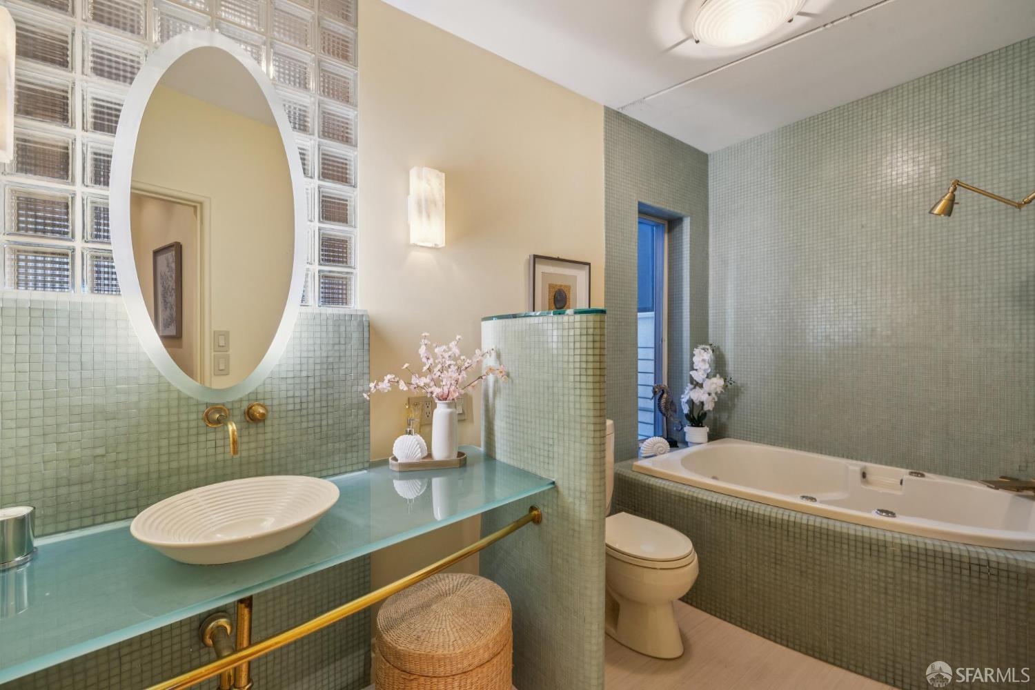 1440 Montgomery Street # 21