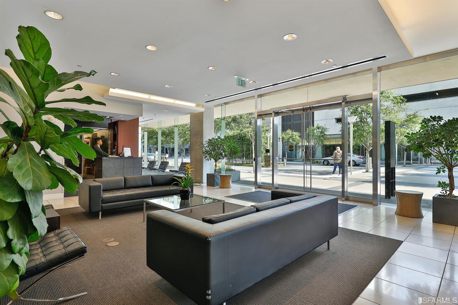 260 King Street # 611