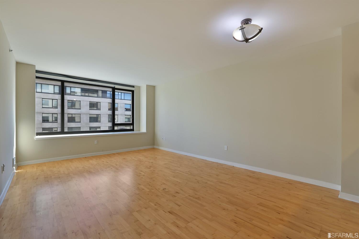 260 King Street # 611