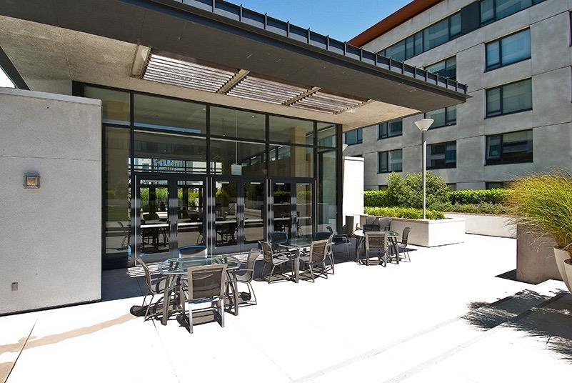 260 King Street # 611