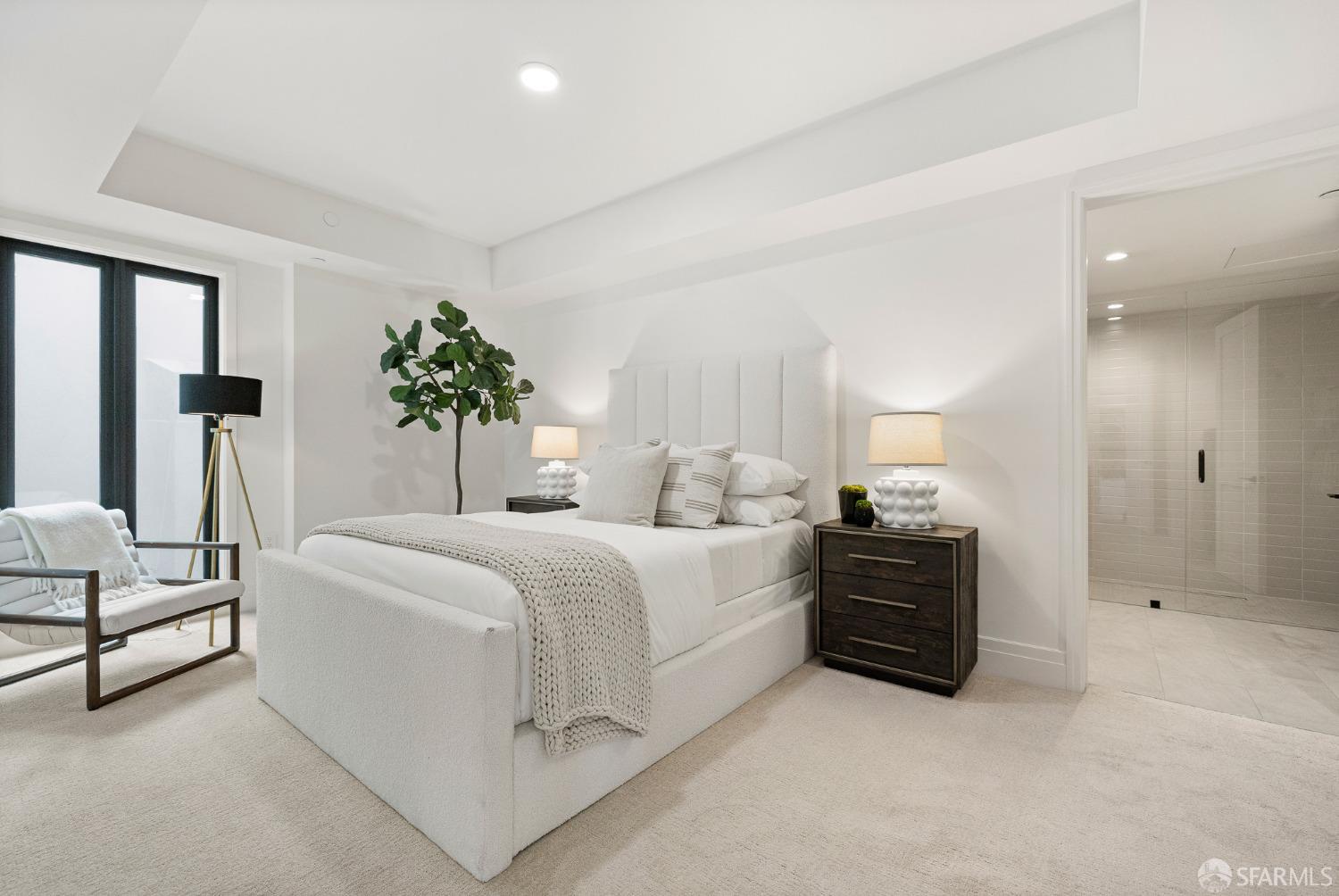 1776 Green Street # 201