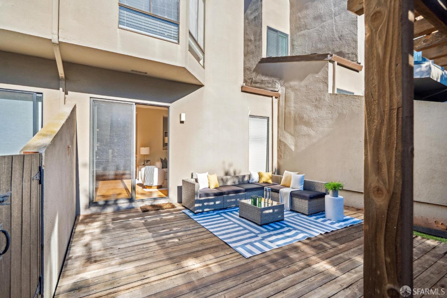 235 N Lake Merced Hills