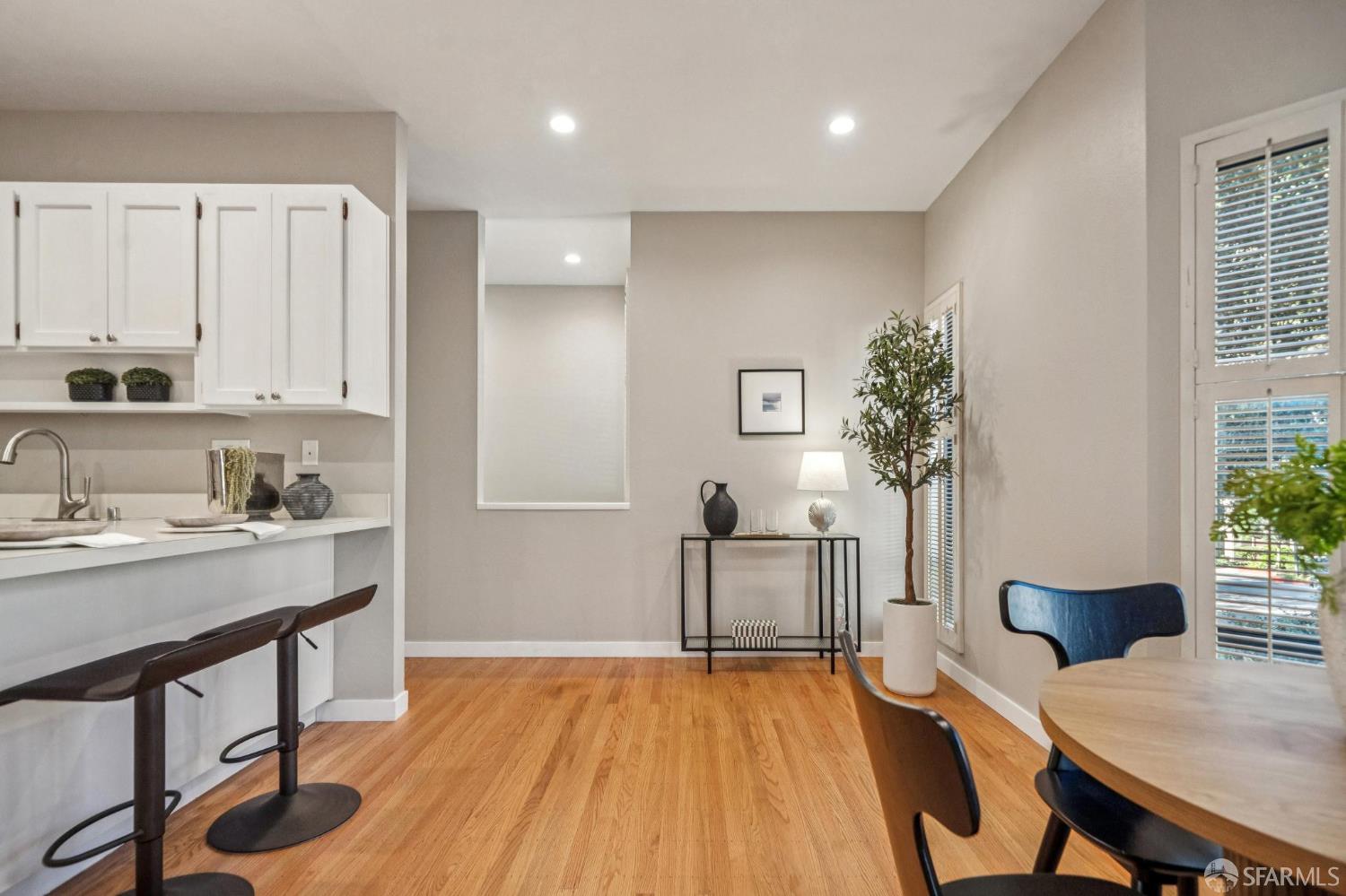 235 N Lake Merced Hills