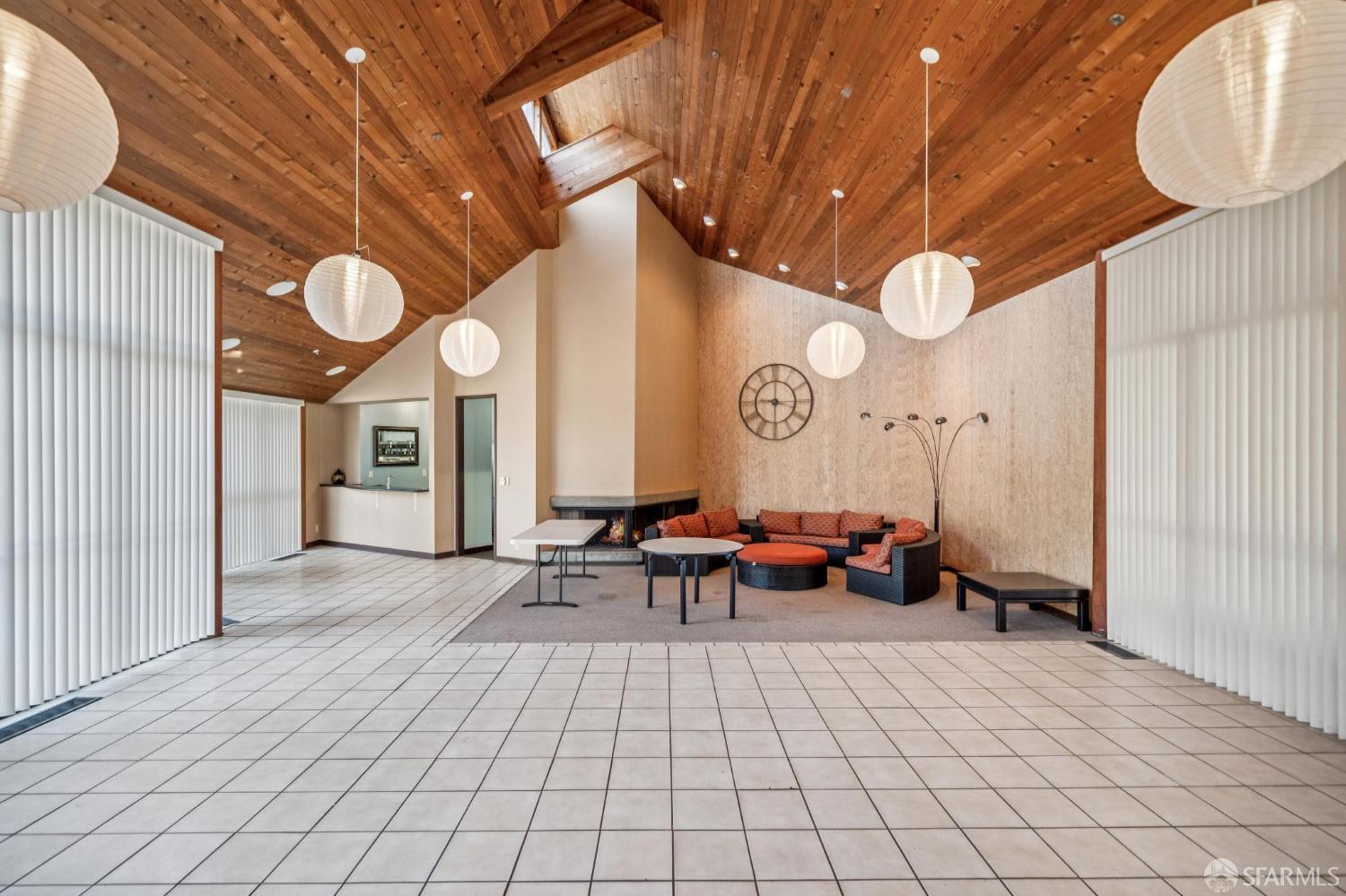 235 N Lake Merced Hills