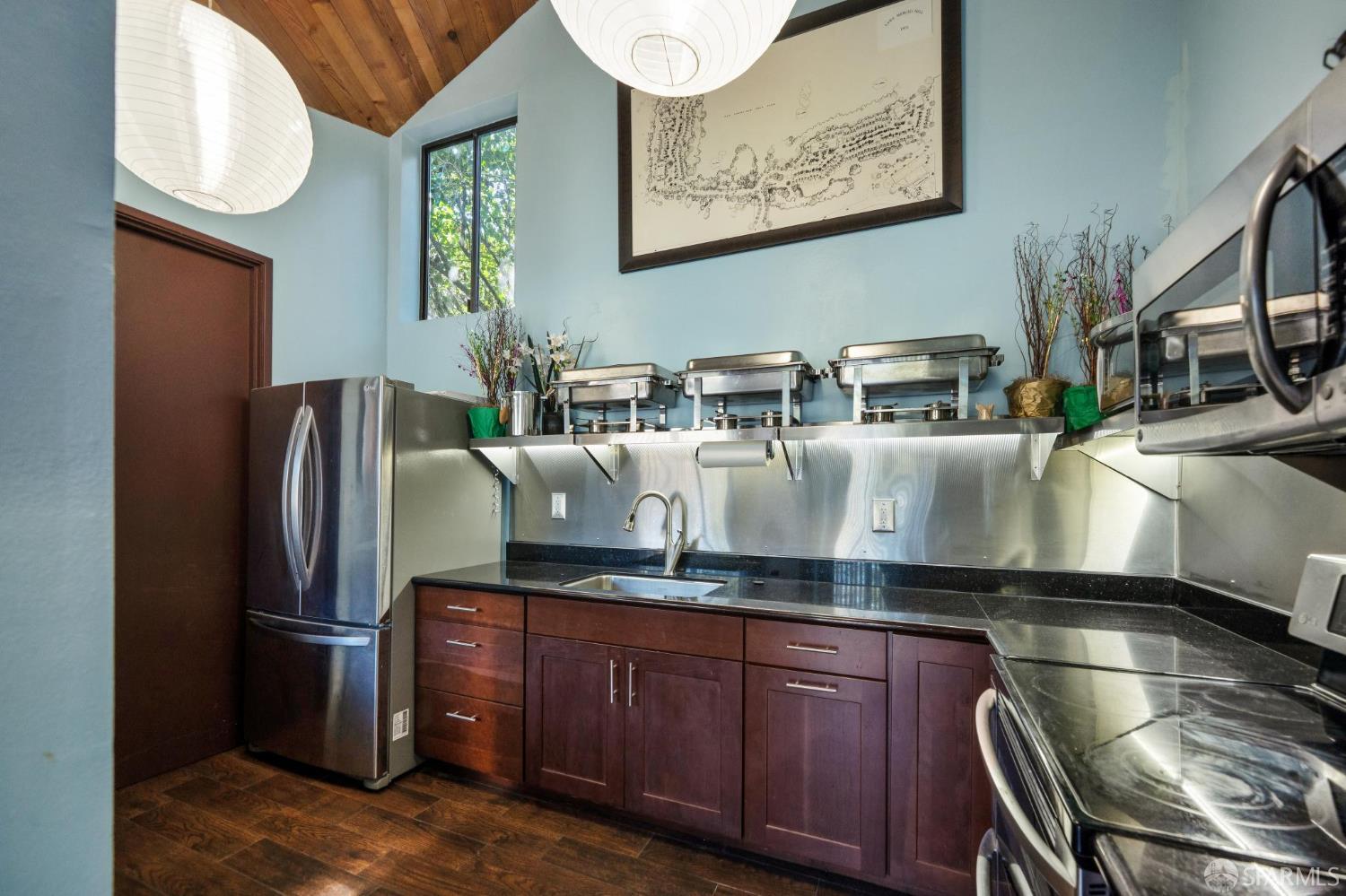 235 N Lake Merced Hills