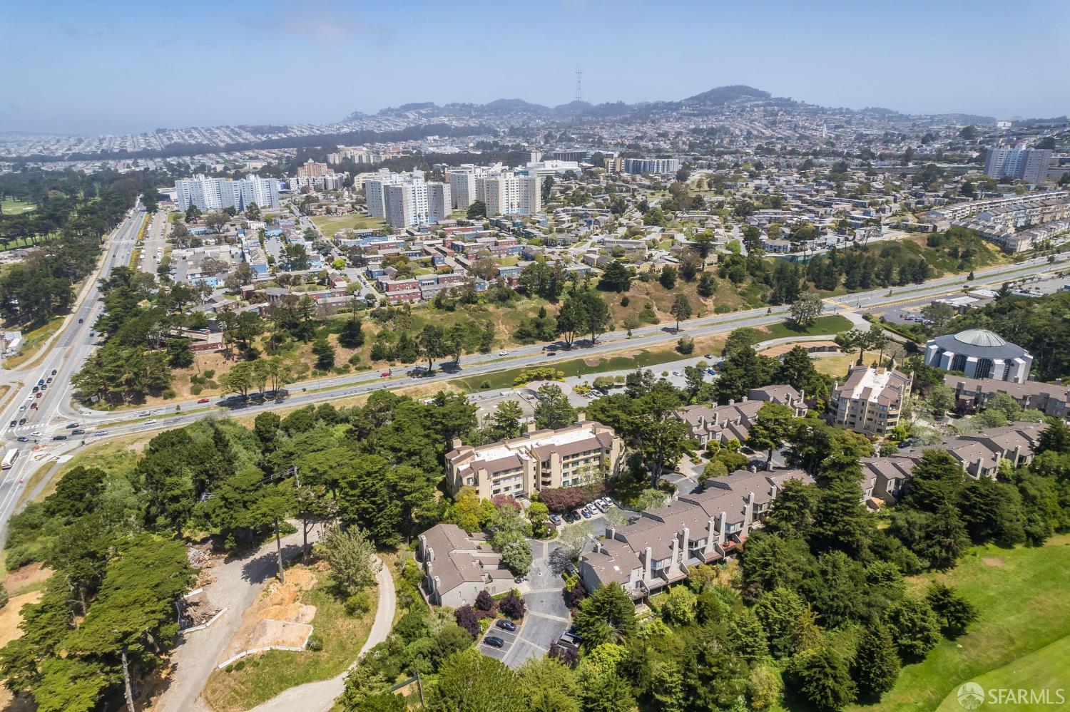 235 N Lake Merced Hills