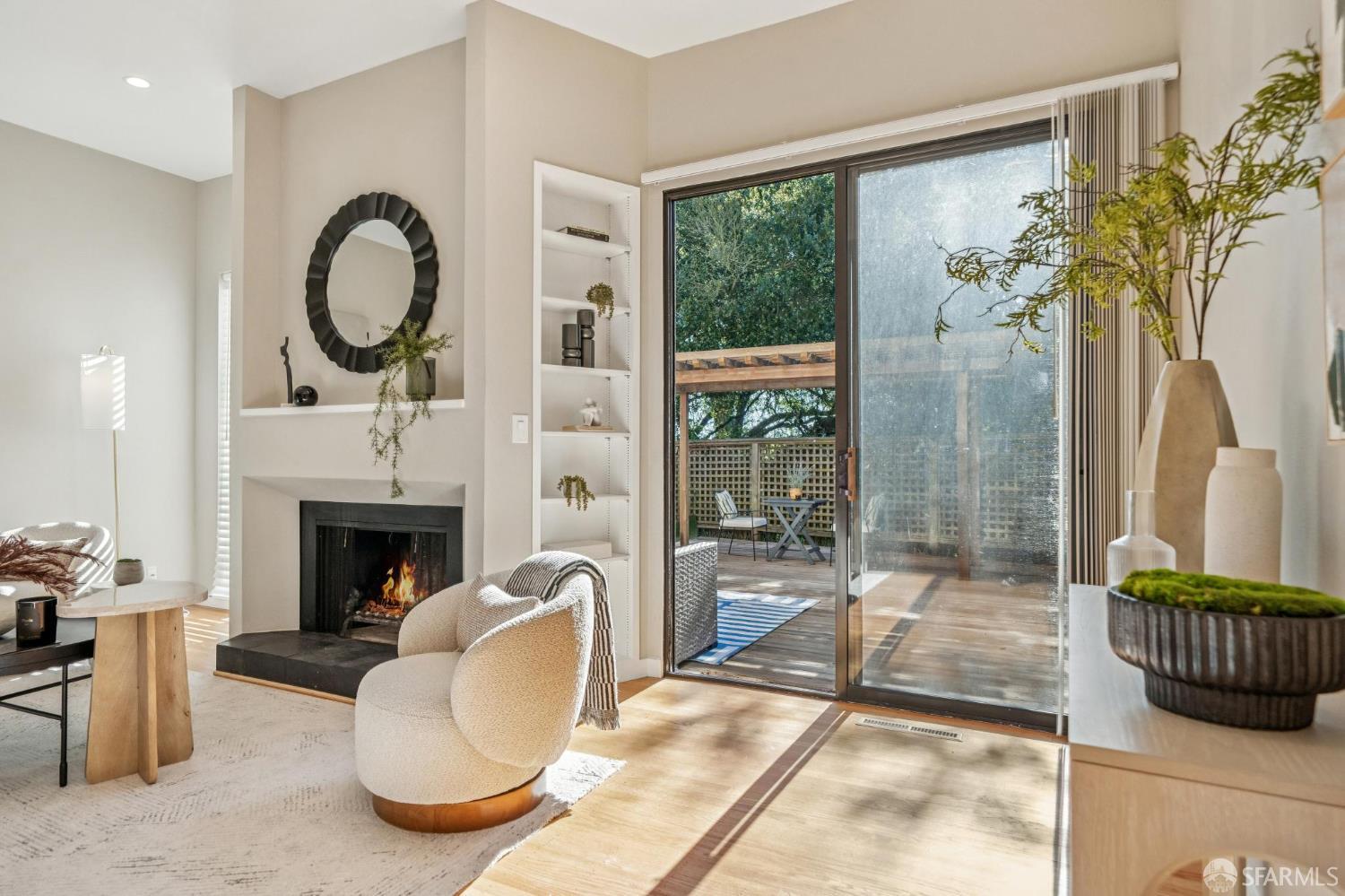 235 N Lake Merced Hills