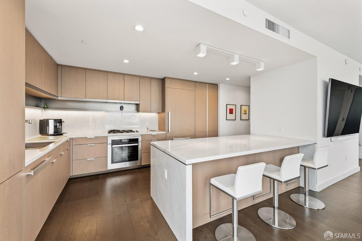 488 Folsom Street # 4701