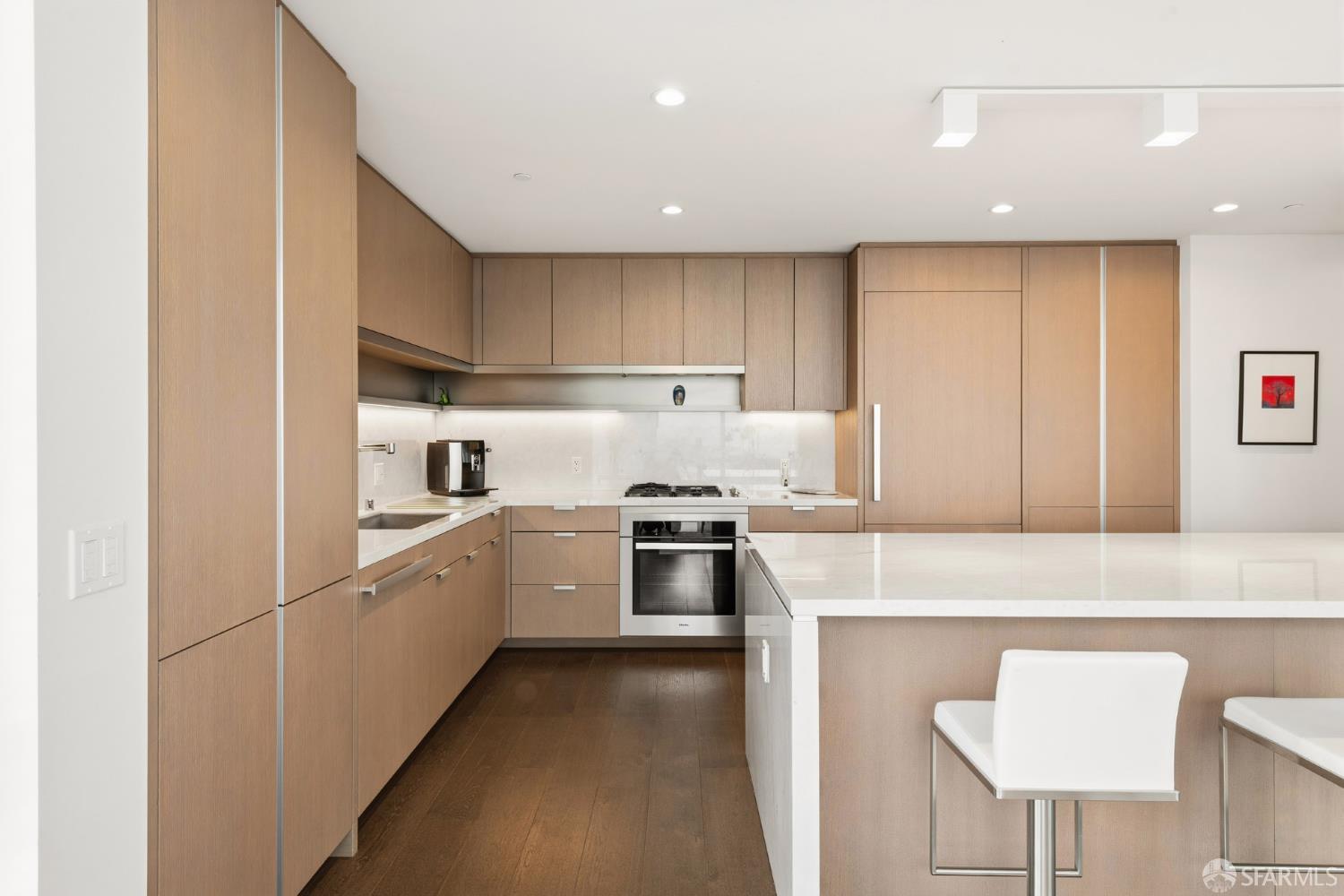 488 Folsom Street # 4701