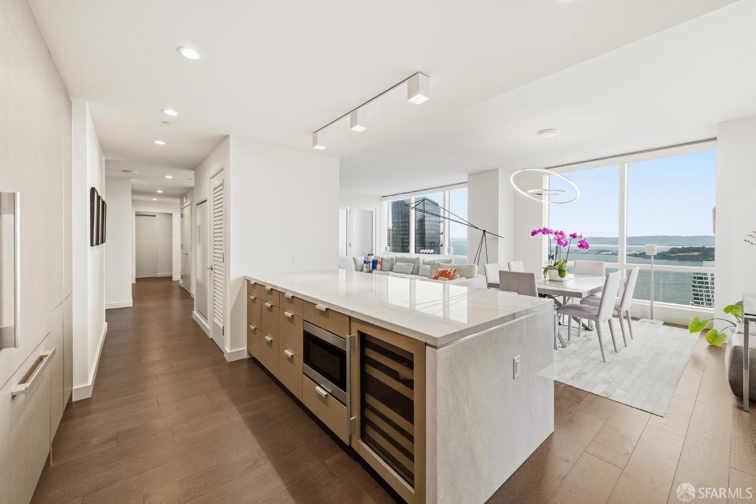 488 Folsom Street # 4701