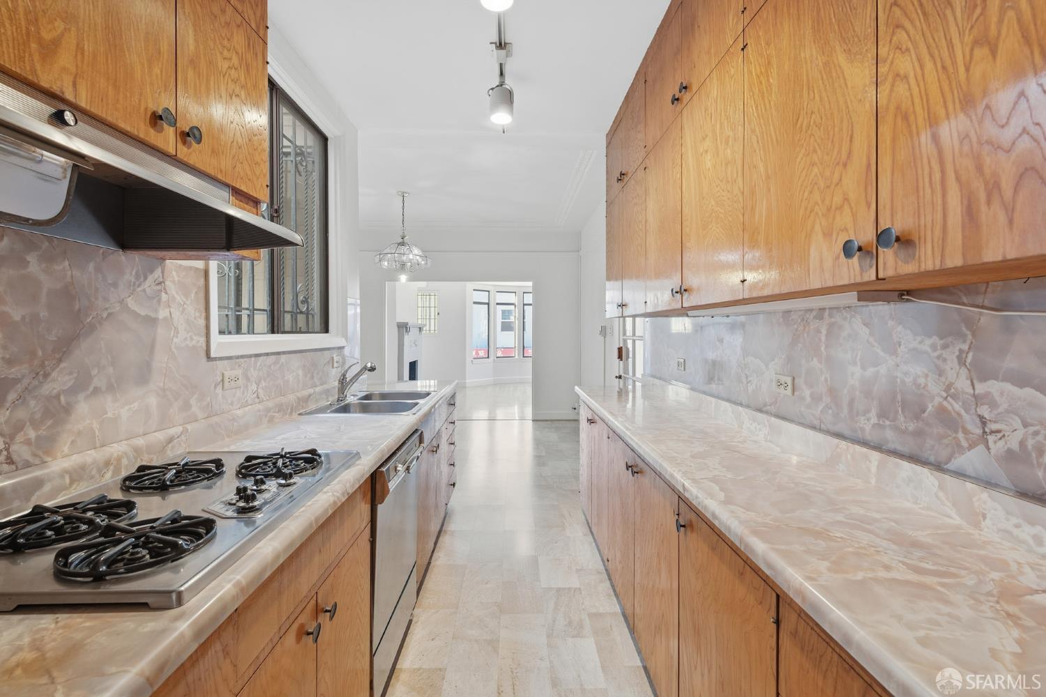 1312-1314 Powell Street