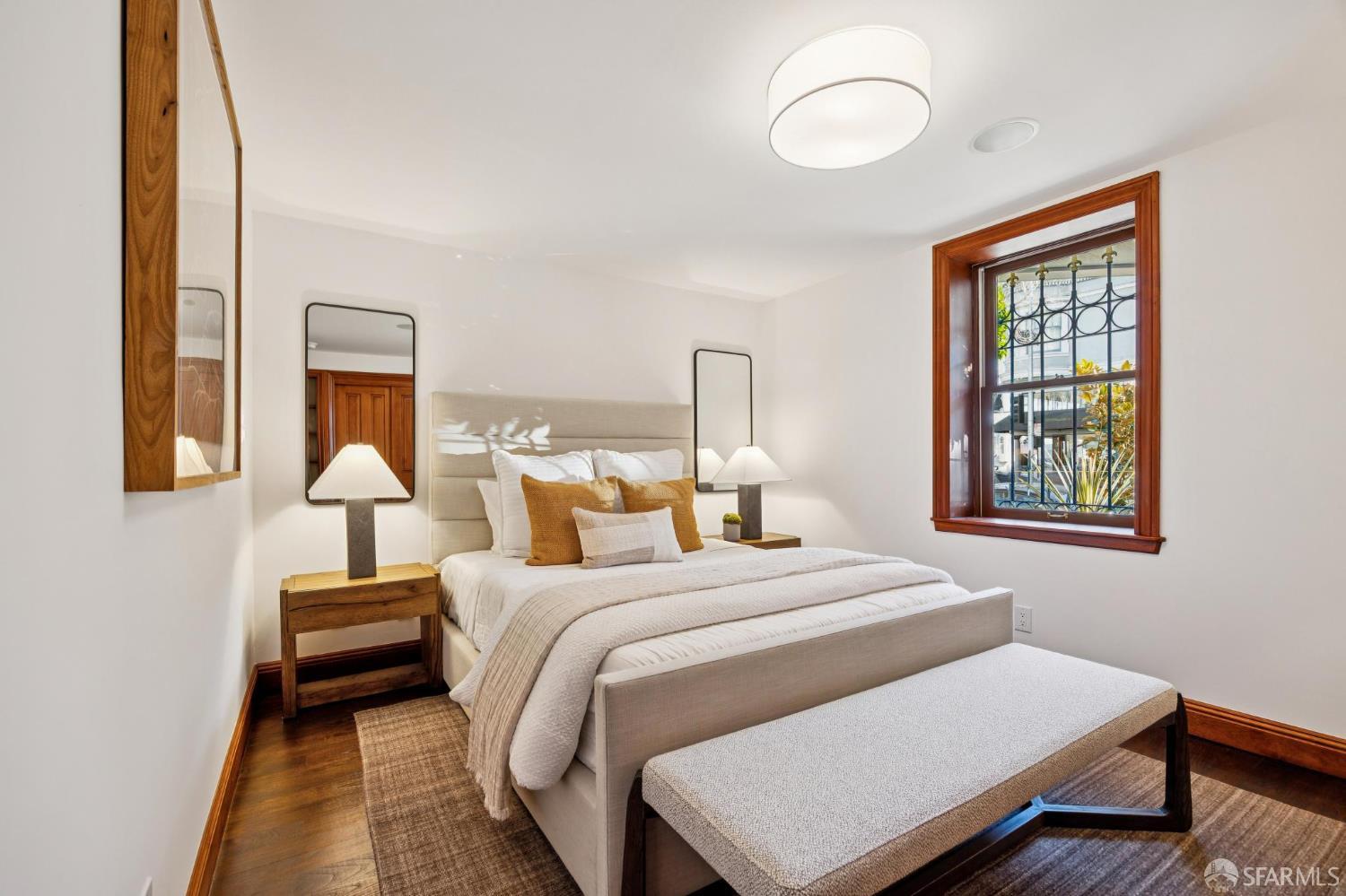 2101 Divisadero Street