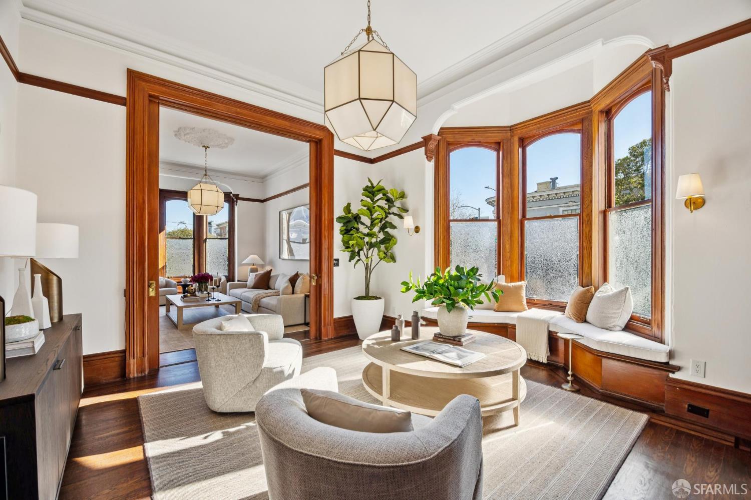 2101 Divisadero Street