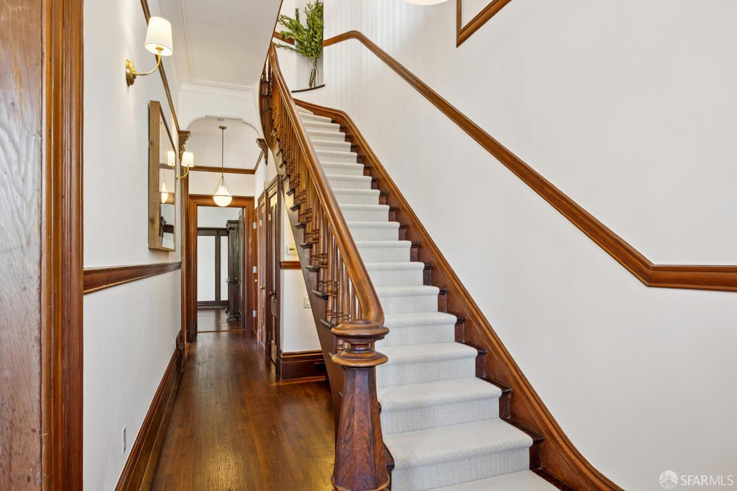 2101 Divisadero Street