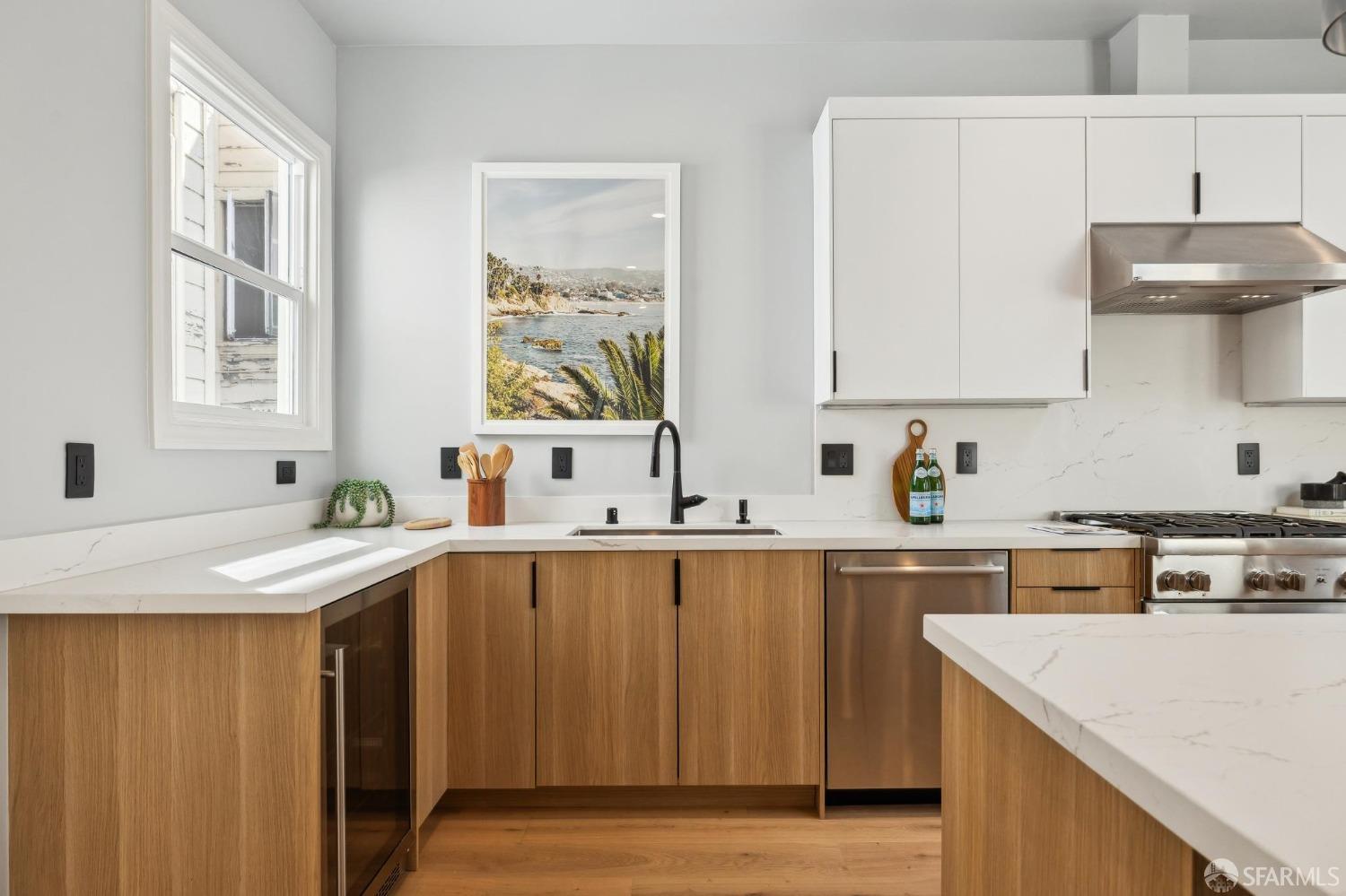 1029-1031 Jackson Street