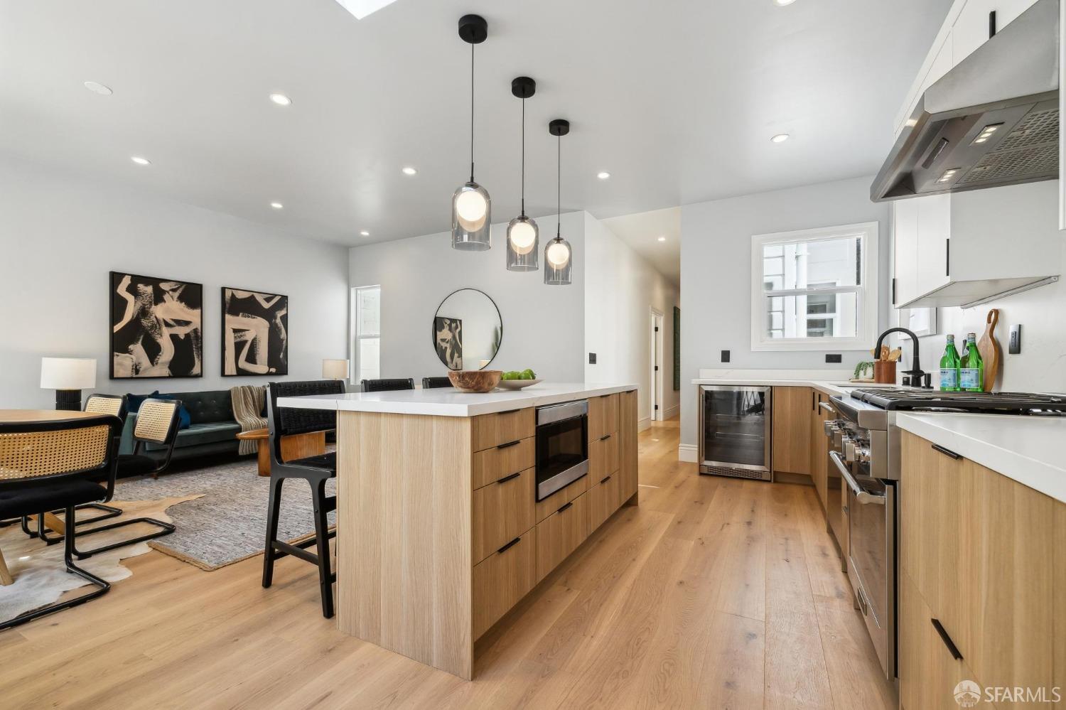 1029-1031 Jackson Street