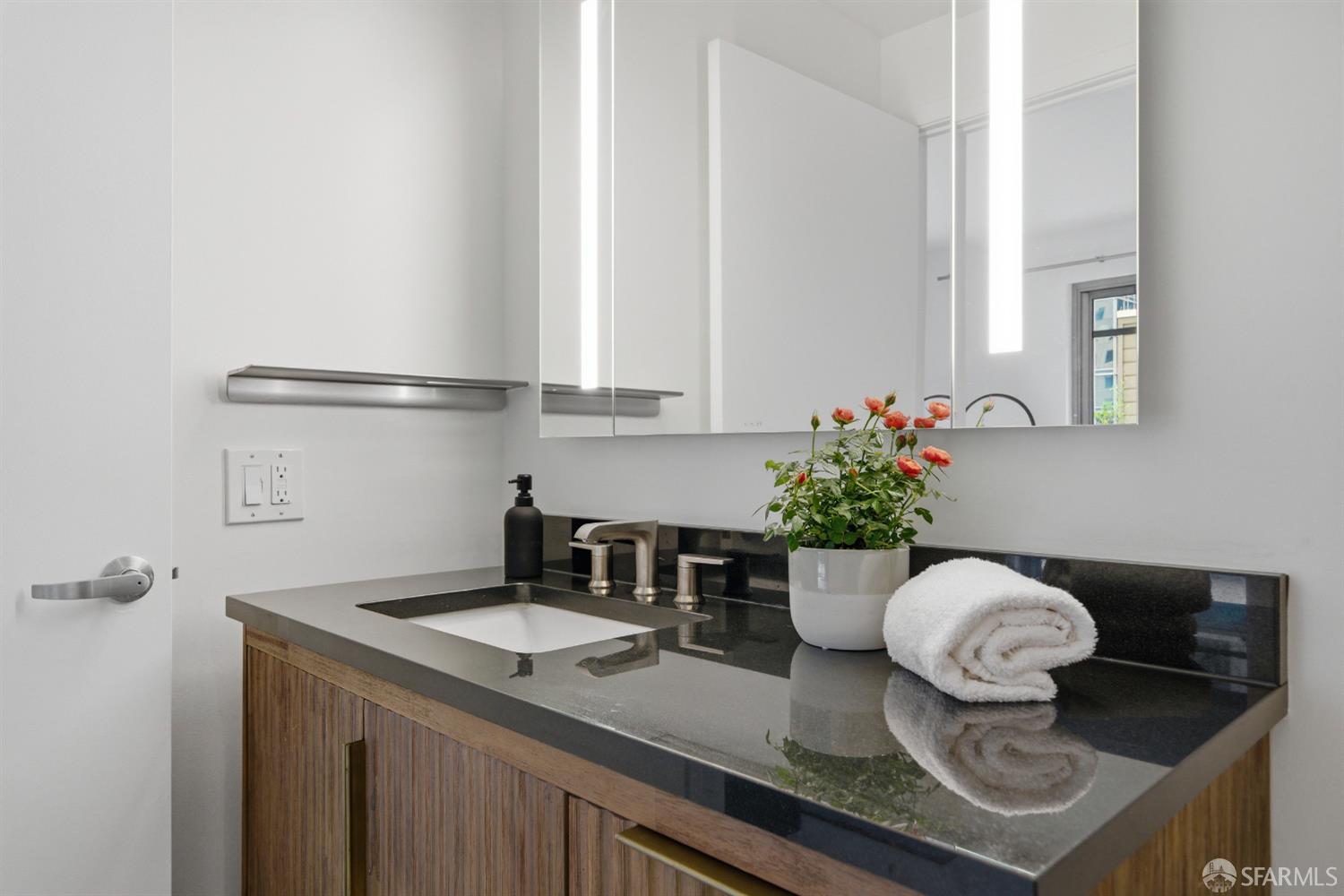 246 2nd Street # 507