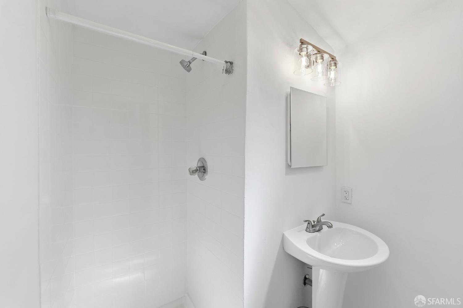 1770-1772 Quesada Avenue