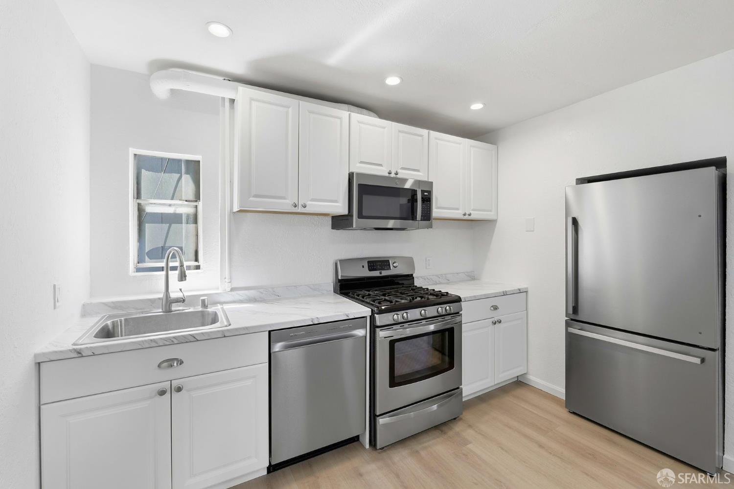 1770-1772 Quesada Avenue