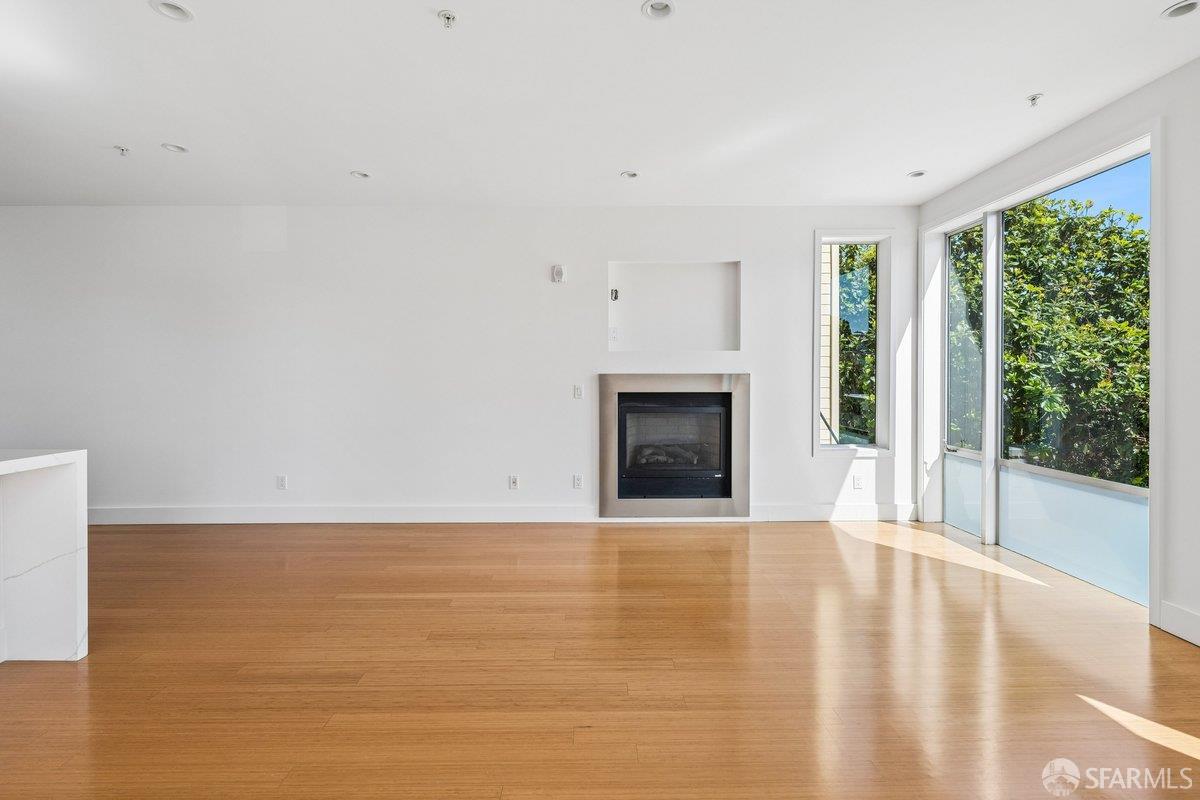 1738 Lombard Street # 5