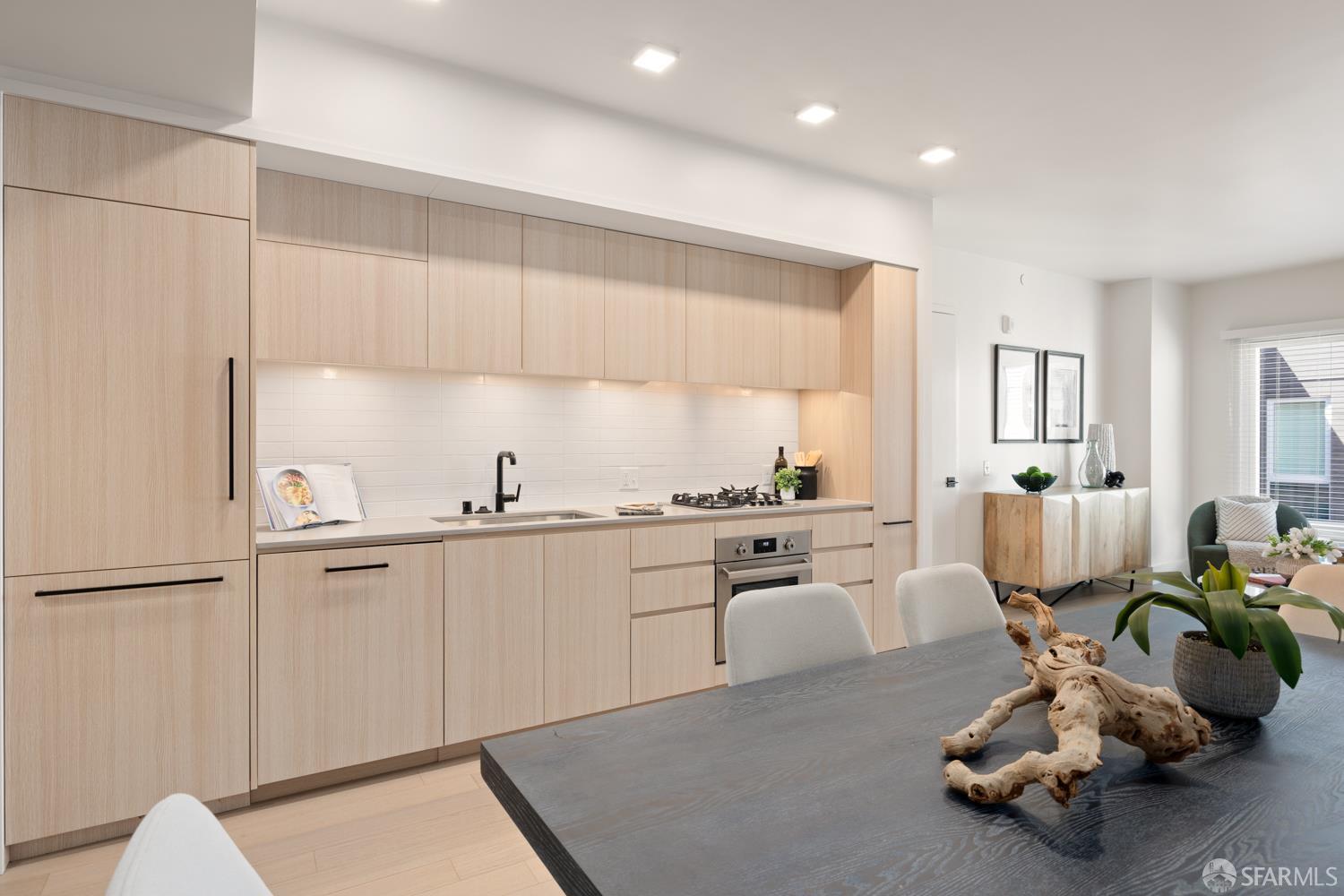 950 Tennessee Street # 415