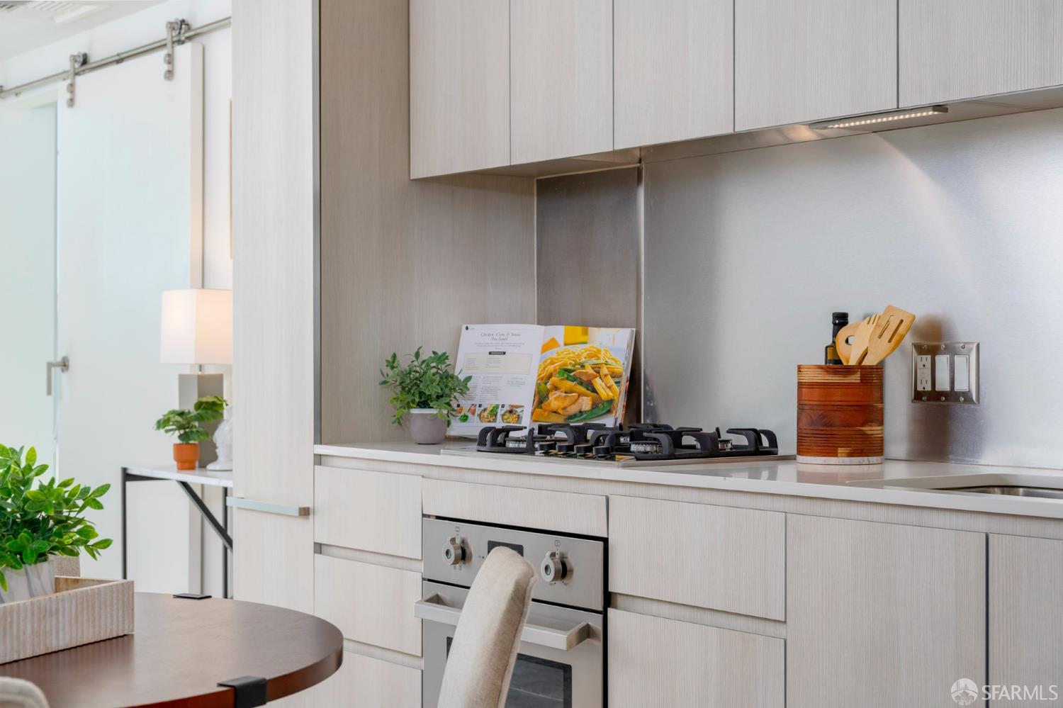 338 Potrero Avenue # 410