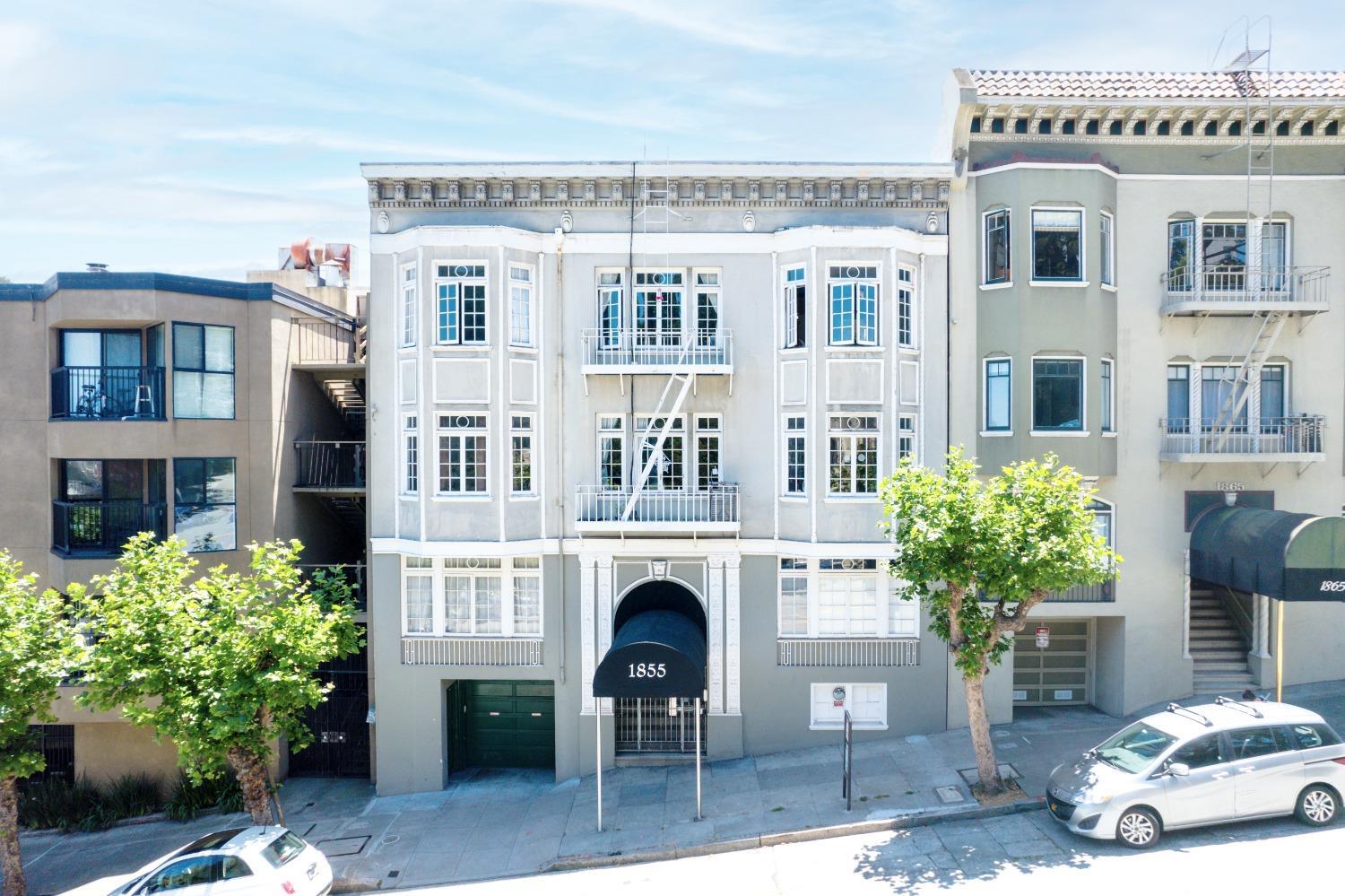 1855 California Street