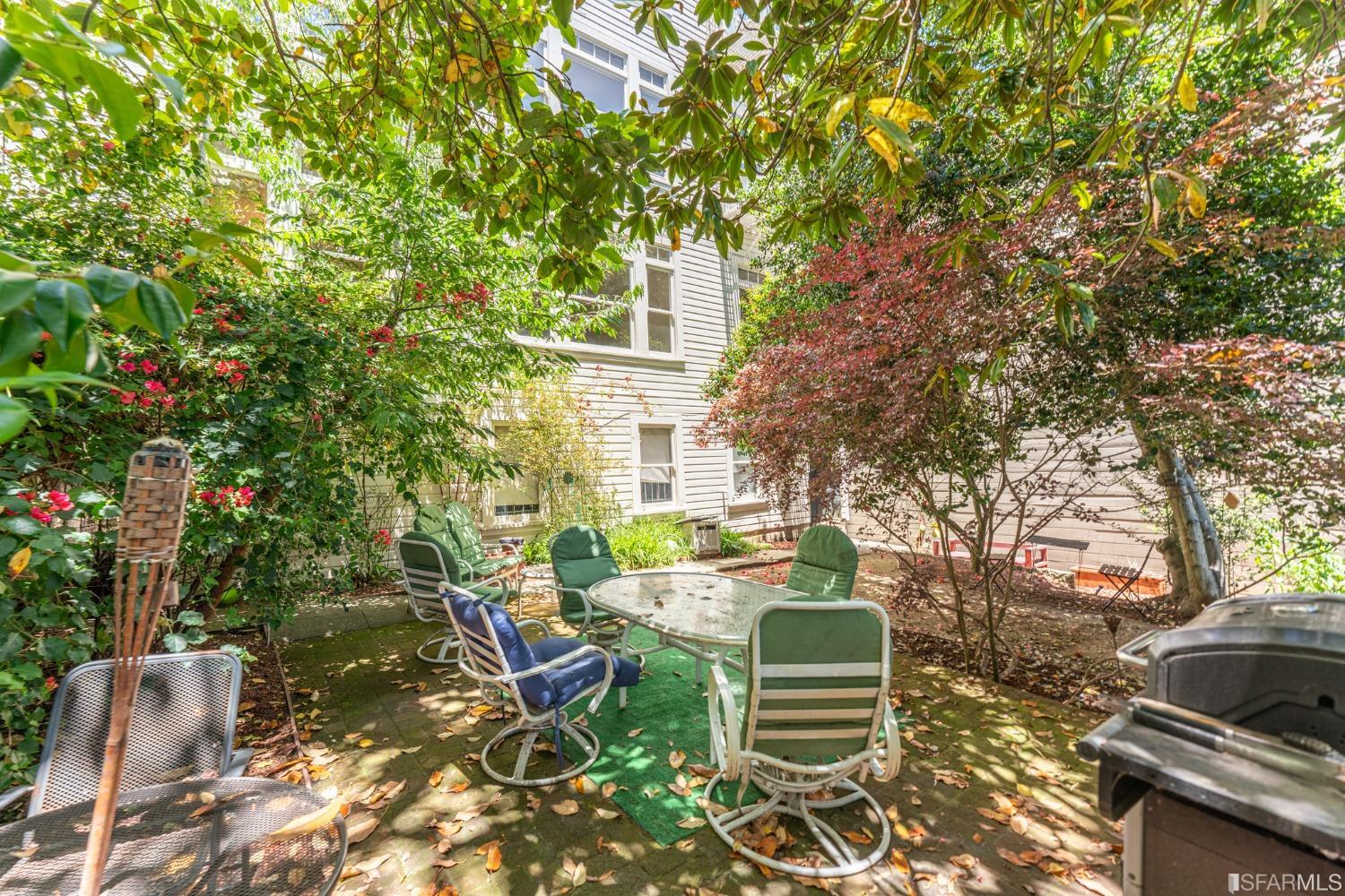 1855 California Street