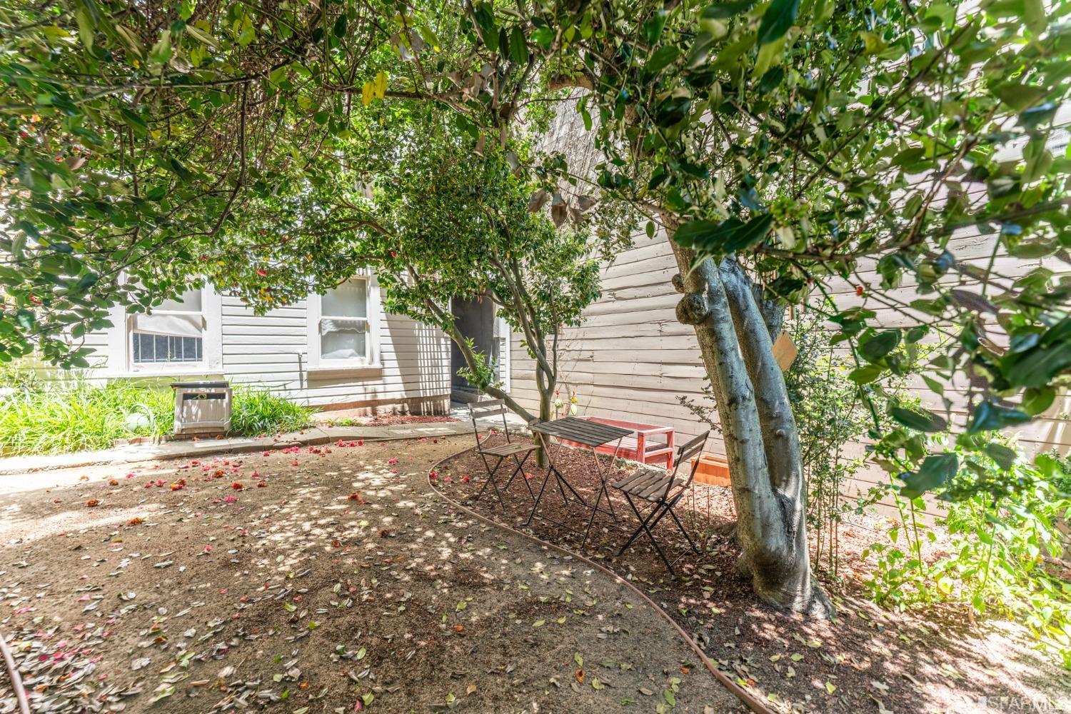 1855 California Street