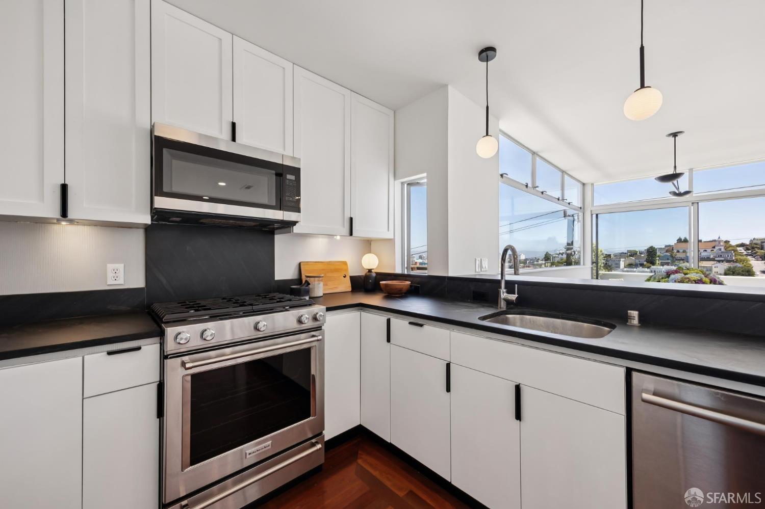 694 De Haro Street # B