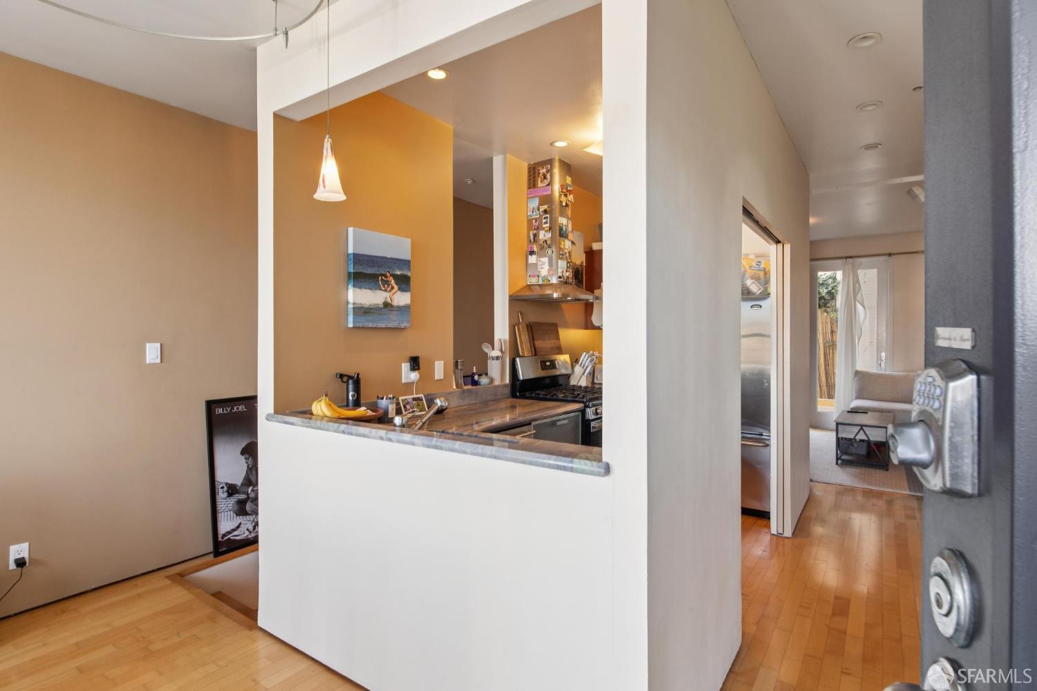 12 Reno Place