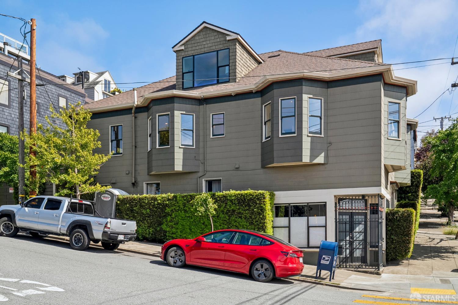 703 Vermont Street