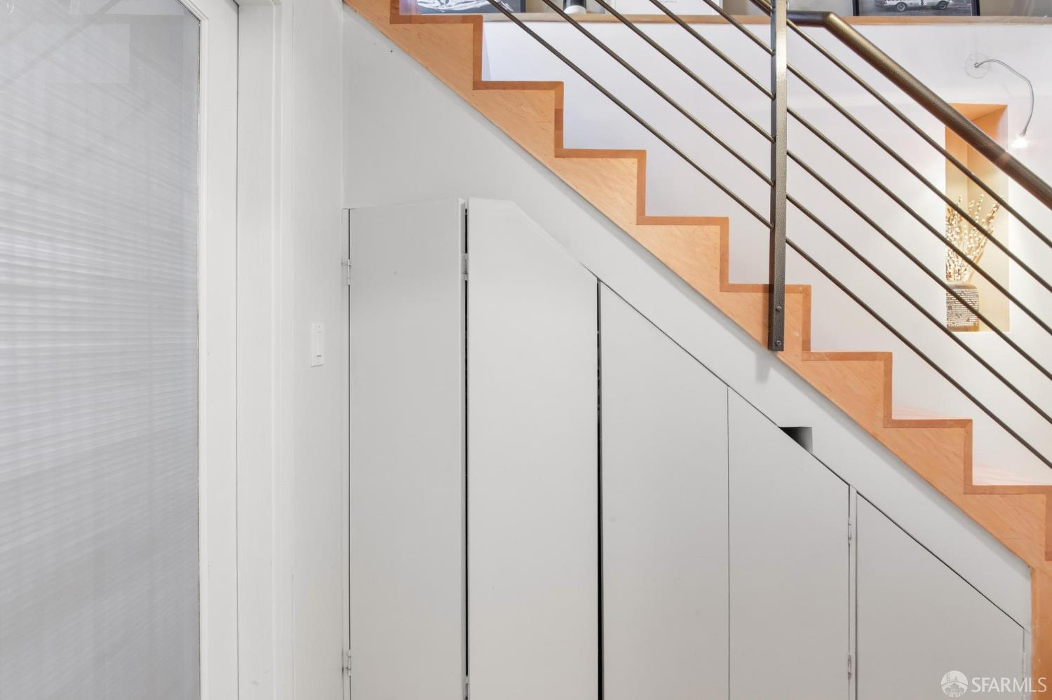 12 Reno Place