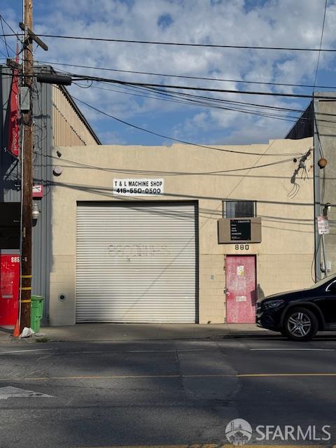 880 Innes Avenue
