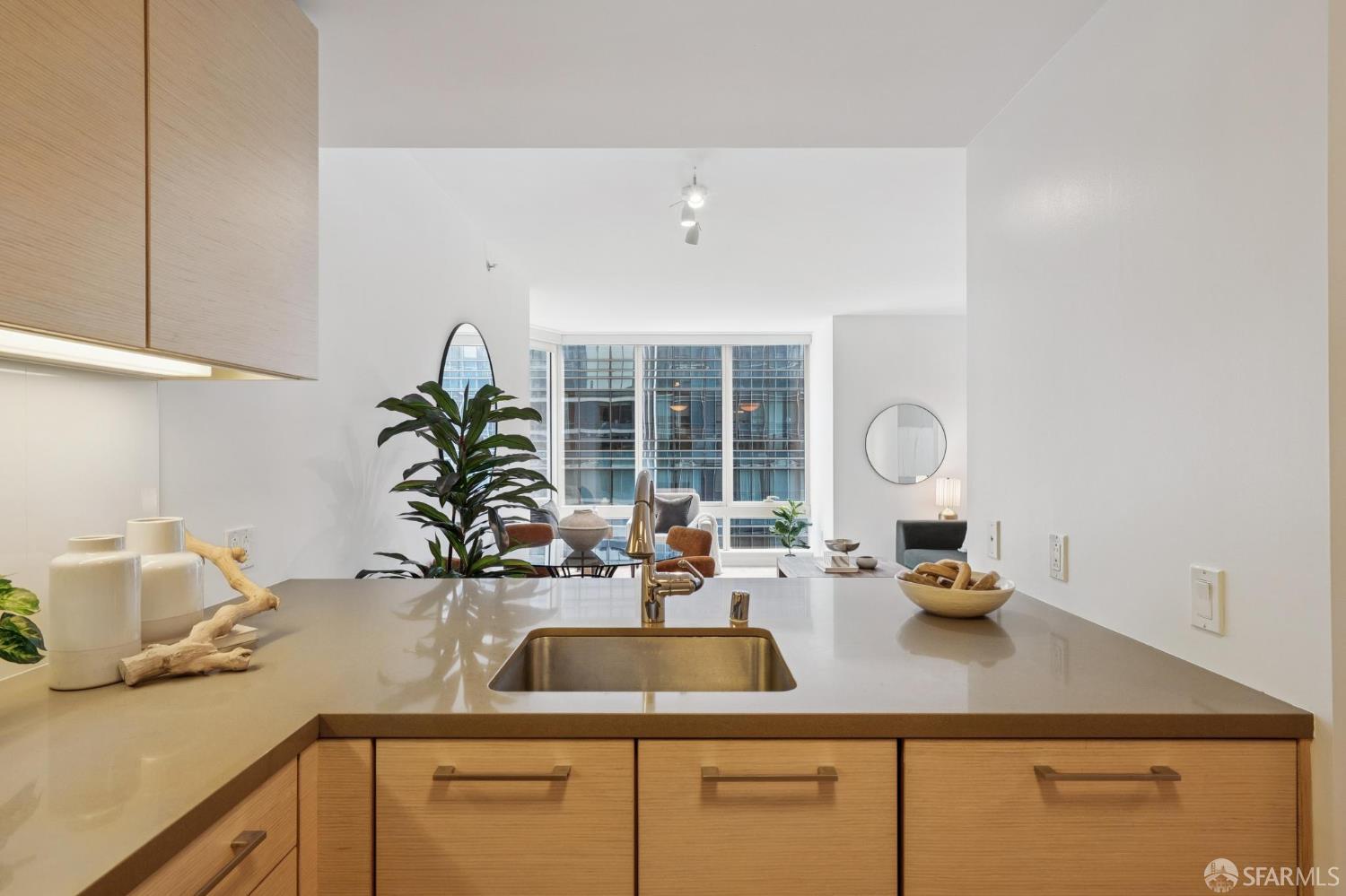 301 Mission Street # 12D