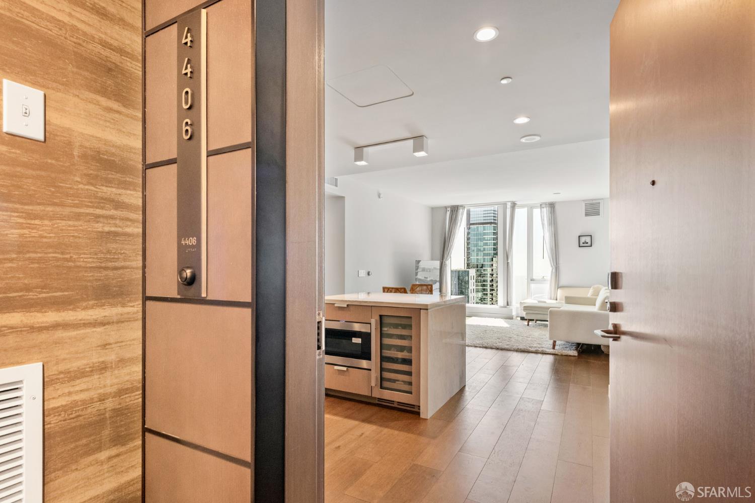 488 Folsom Street # 4406
