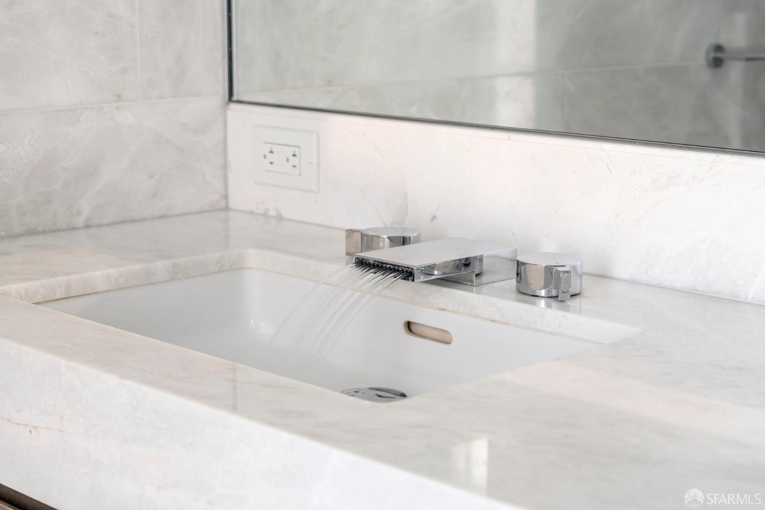 488 Folsom Street # 4406