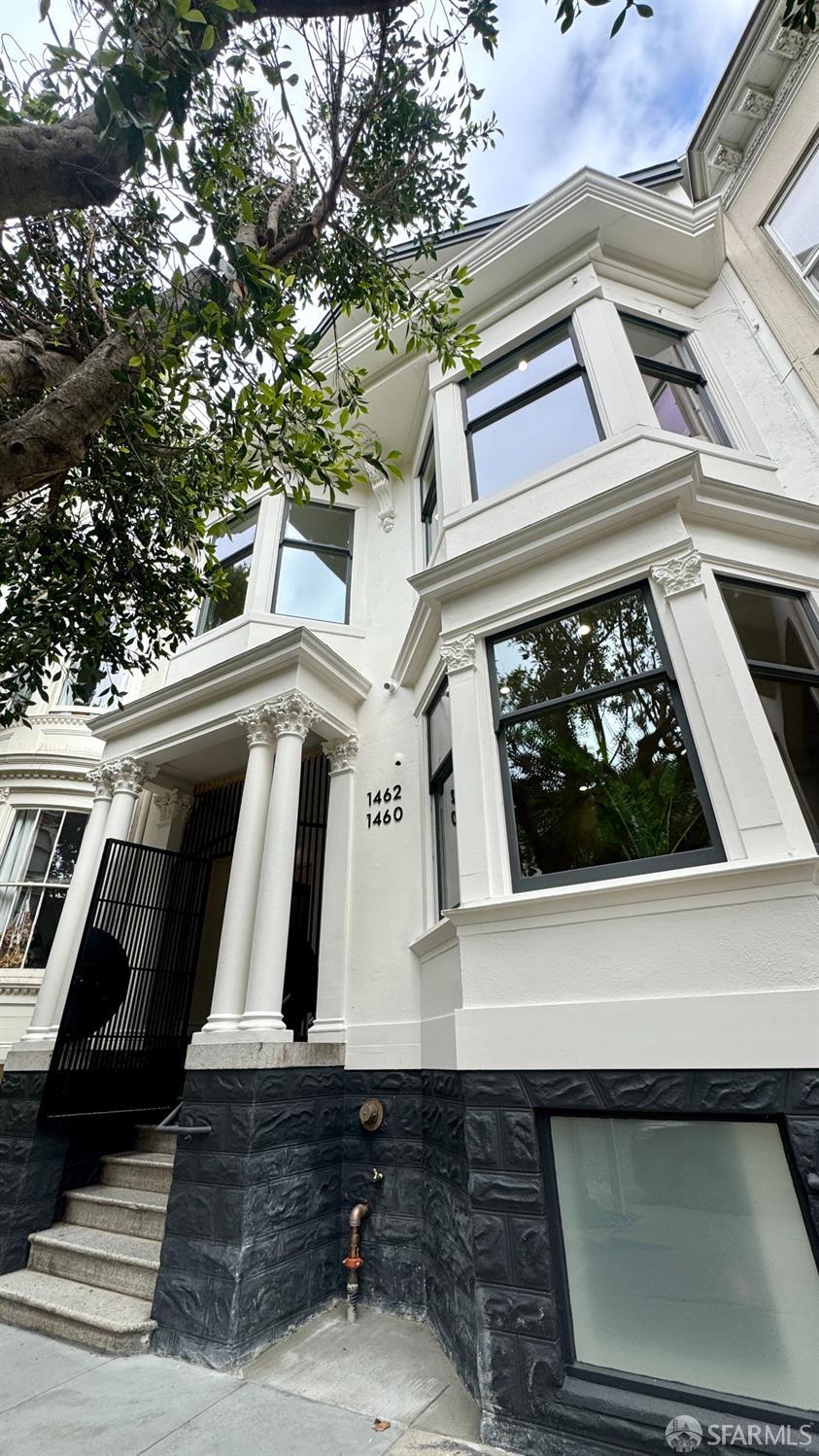 1462 Waller Street