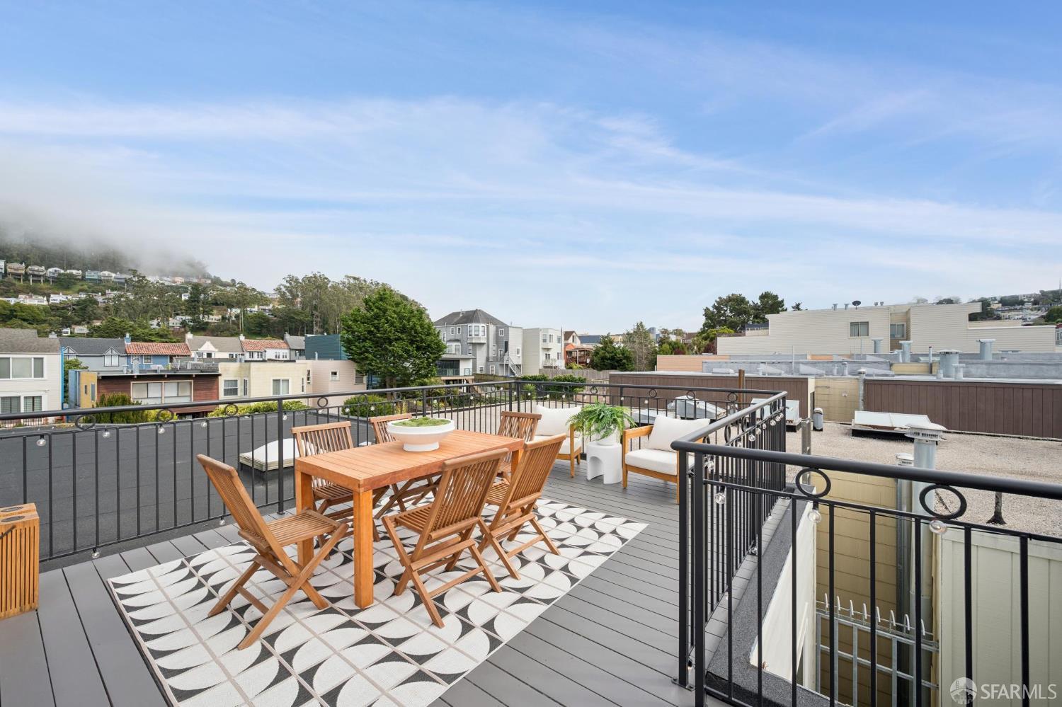 1716 9th Avenue