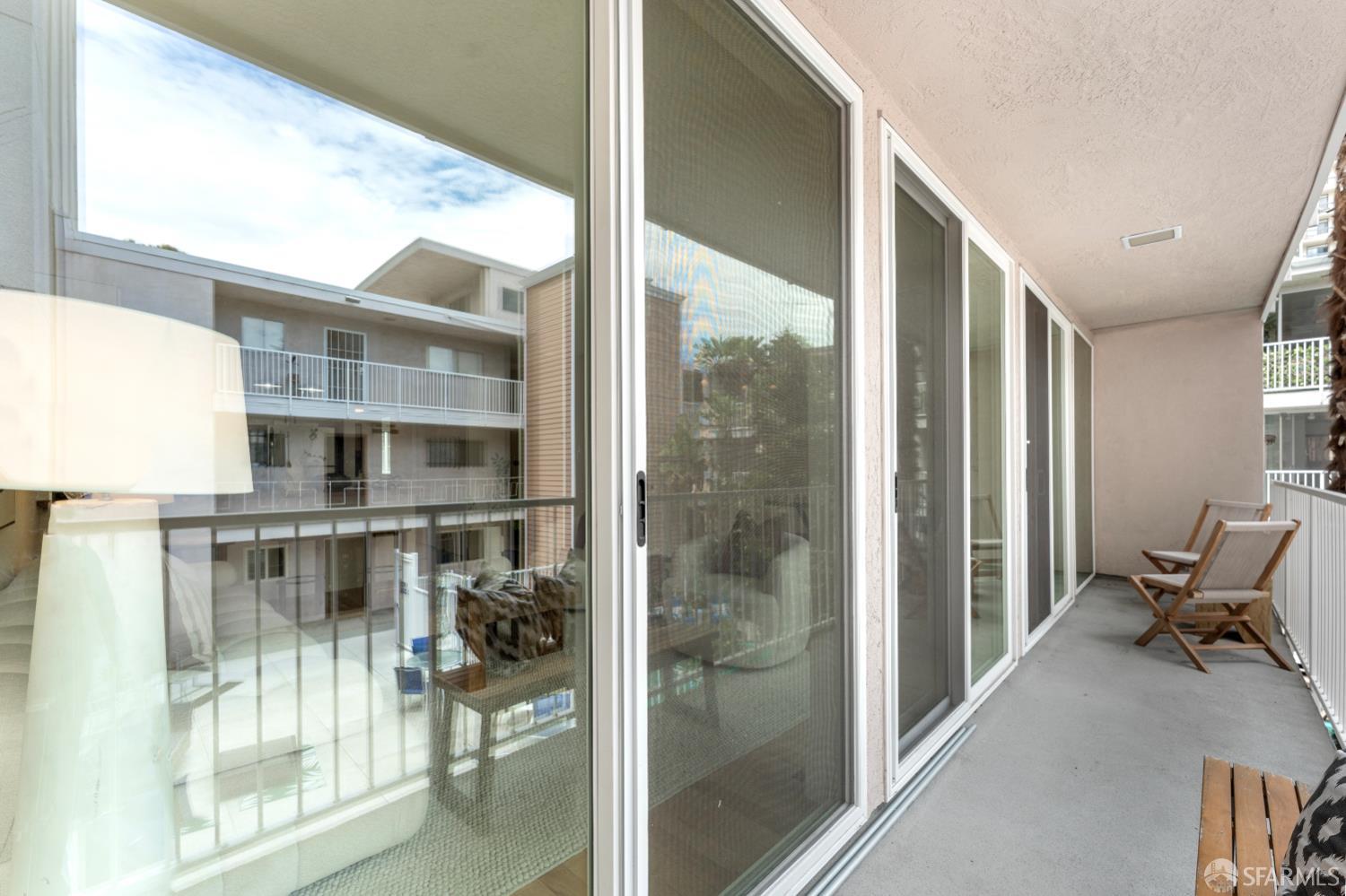 1425 Lakeside Drive # 209