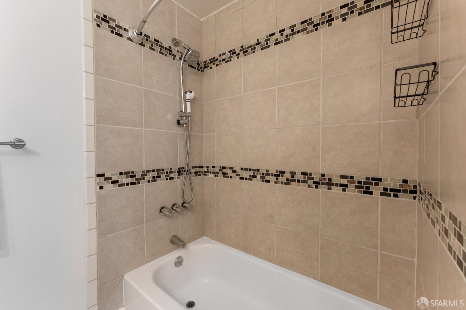 1425 Lakeside Drive # 209