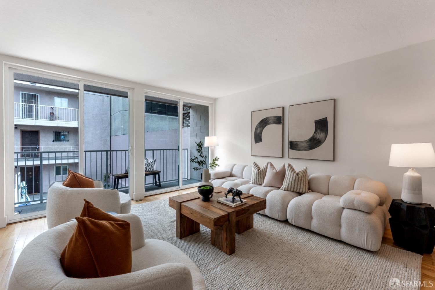1425 Lakeside Drive # 209