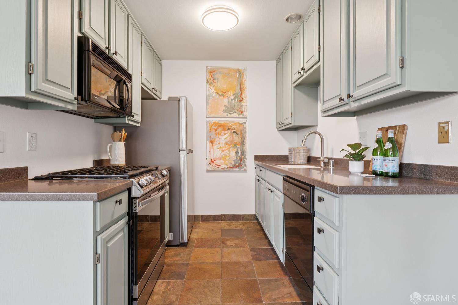 201 Laguna Street # 9