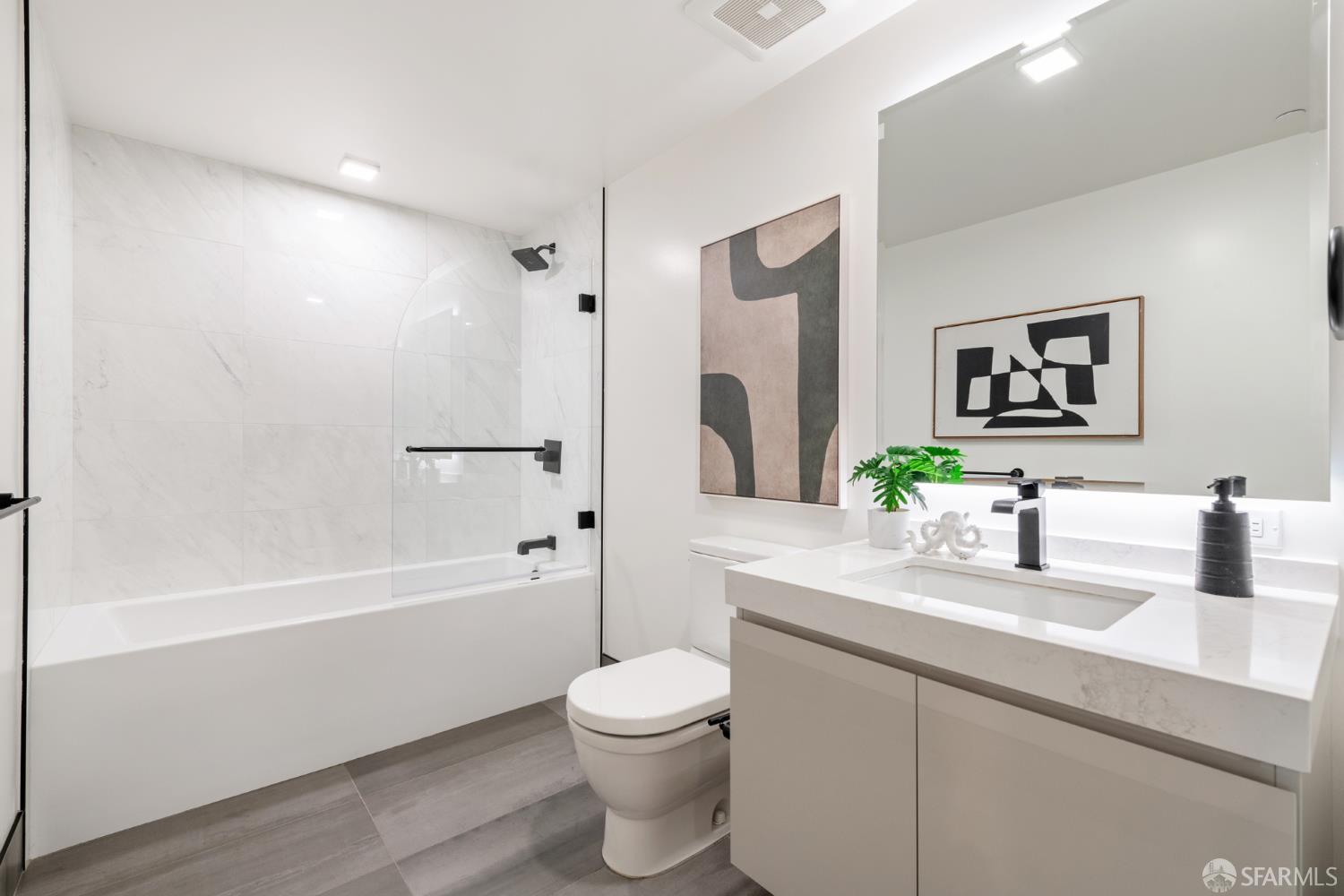 950 Tennessee Street # 211