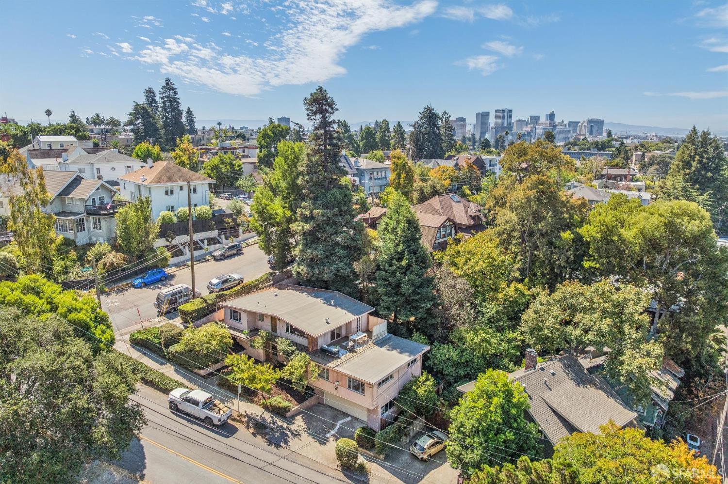 241 Monte Vista Avenue