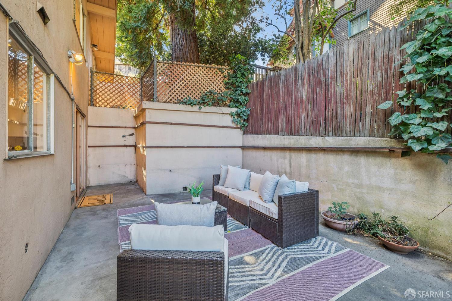 241 Monte Vista Avenue