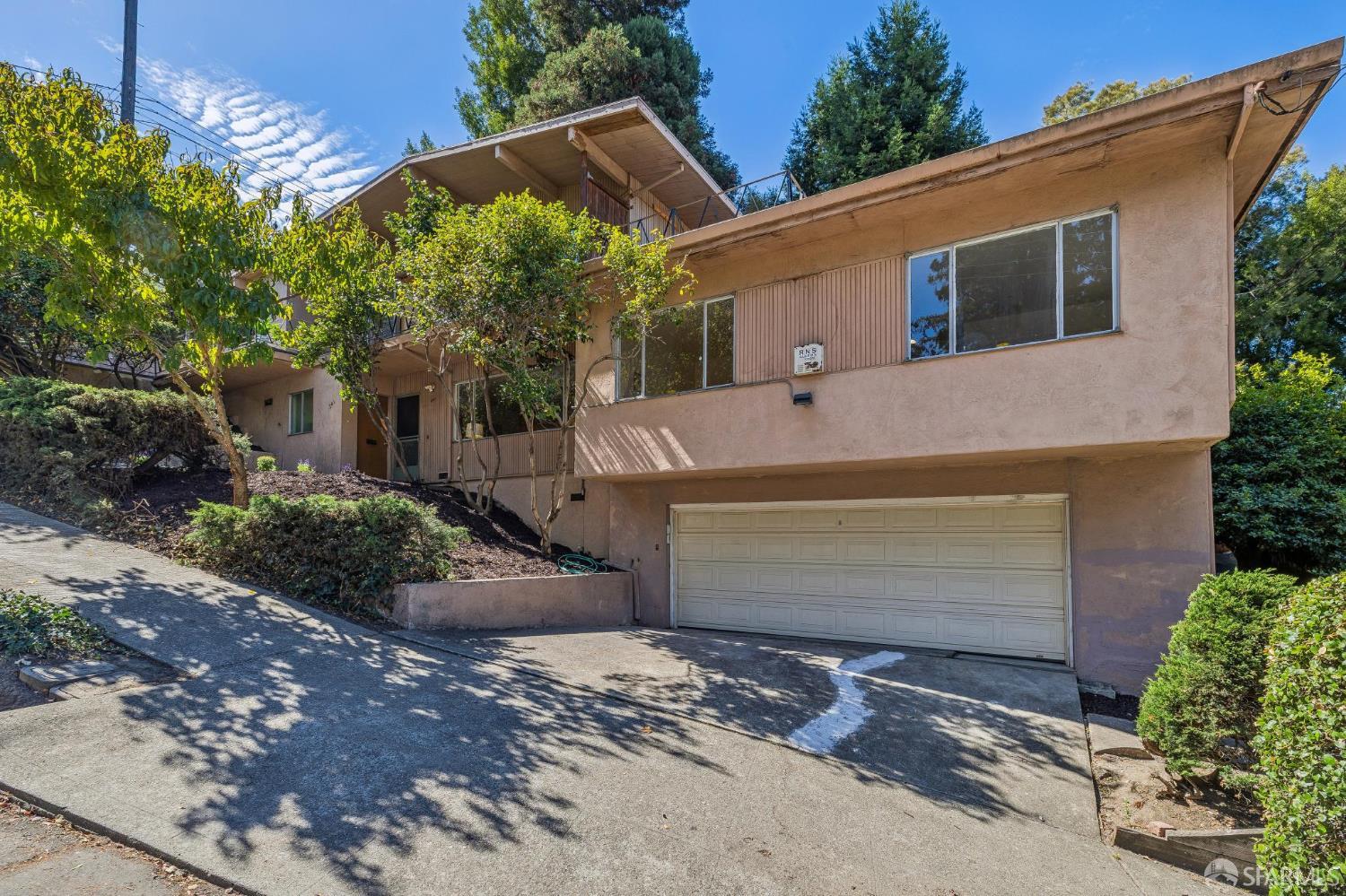 241 Monte Vista Avenue